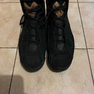 Jordan “True Flights” Metallic Gold